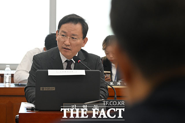 남광우 한국환경산업보건기술원장의 자료 미제출과 관련해 발언하는 야당 간사 김형동 국민의힘 의원.