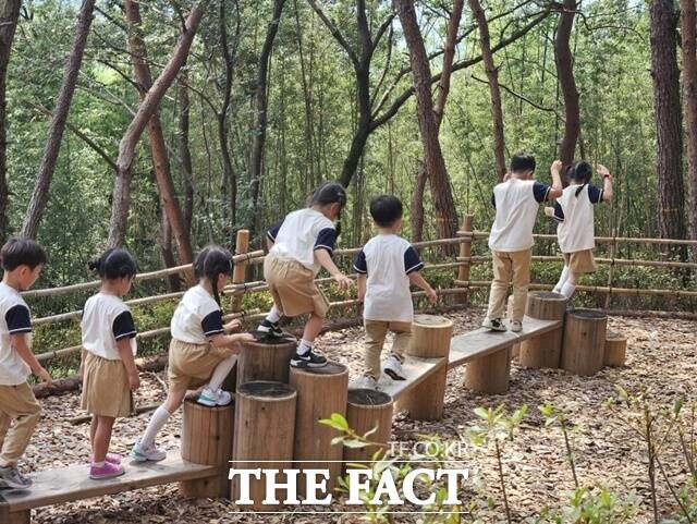 진양호 하모 유아숲체험원. /진주시