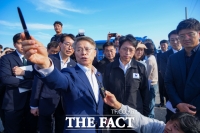  호남 반도체산단 후보지 둘러본 홍지선 장관 
