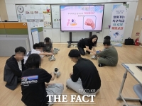  경기도교육청평생학습관, 특수학급 대상 AI 로봇 체험교실 운영