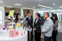  이소영 중기부 장관, 첫 기업 방문지로 한국콜마 세종공장 선택