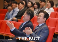  허태정 대전시장, 온통대전 혜택 확대 지시…연말 충전한도 70만 원까지 상향