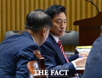  [2026 국감] '한강버스 의혹' 난타전…오세훈 