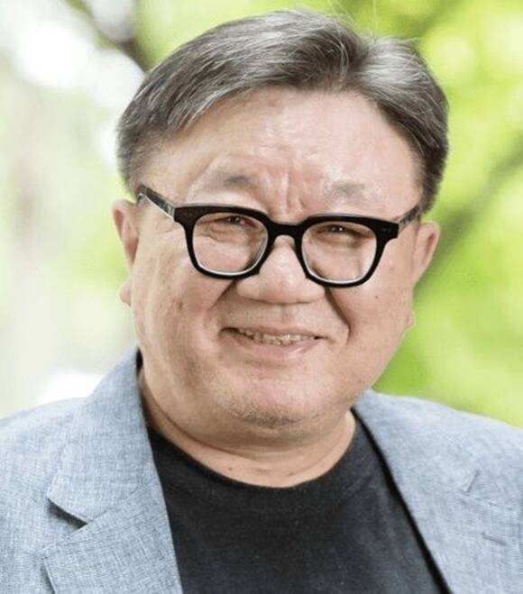 대중음악평론가 강헌이 지난 20일 별세했다. /문화체육관광부, 뉴시스