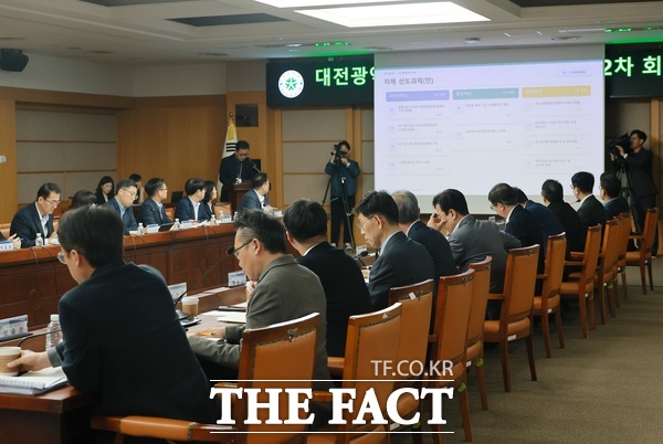 21일 열린 ‘대전시 AI혁신전략위원회’ 회의 모습. /대전시