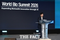  '2026 세계 바이오 서밋' 개회사하는 정은경 복지부 장관과 WHO 사무총장 [TF사진관]