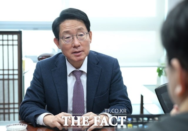김상훈 국민의힘 의원은 한국은행이 추진 중인 디지털화폐 사업과 관련해 결제 사전 통제 기능이 국민의 금융거래를 통제하는 수단으로 악용될 수 있다며 우려를 제기했다. /박헌우 기자