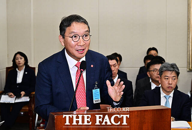 김학수 넥스트레이드 대표가 22일 오후 서울 여의도 국회 정무위원회에서 열린 금융위원회·금융감독원에 대한 국정감사에 출석해 질의에 답변을 하고 있다. /국회=배정한 기자