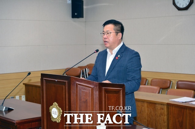 백성호 의원이 개정을 통해 담벼락 때문에 배관 설치가 어려웠던 세대와 에너지 취약계층까지 도시가스 혜택을 누릴 수 있도록 제도적 뒷받침을 마련했다. /광양시의회