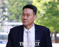  공판 출석하는 김명수 전 합참의장 [TF사진관]