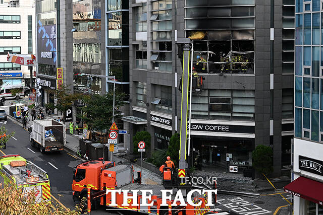 서울 강남구 역삼동 빌딩 두 곳에 잇따라 불을 낸 70대 남성 이모 씨가 특허법인에 불만을 품고 방화를 저지른 것으로 파악되면서 특허권과 디자인권 등 산업재산권 관련 분쟁에 관심이 모아진다. /김성렬 기자