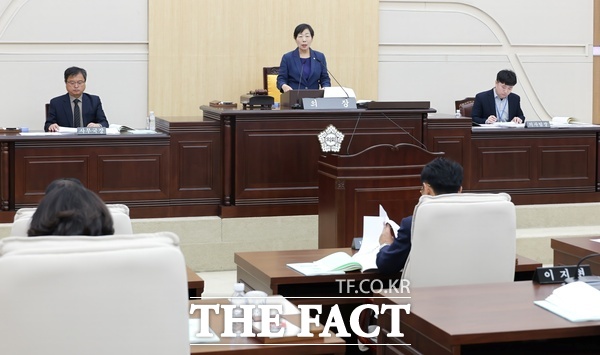 대전시 동구의회가 23일 제296회 임시회 제3차 본회의를 끝으로 폐회를 선언하고 의사일정을 마무리했다. /대전시 동구의회