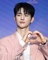  서인국, 2년 만에 국내 팬미팅 'TWO SIDES' 개최