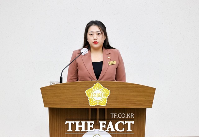김초롱 당진시의원이 23일 5분 자유발언을 통해 24시간 소아 진료체계 및 소아 전용 병동 구축을 강력히 촉구했다. /당진시의회