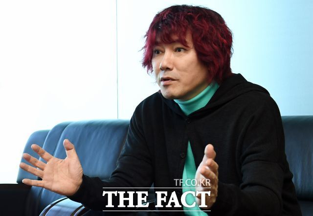 가수 김장훈이 기상악화로 인해 오늘(26일) 예정된 격렬비열도 첫 입도 공연을 오는 11월로 연기했다. /더팩트 DB