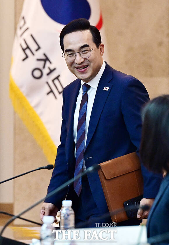 박홍근 기획예산처 장관이 26일 오후 서울 종로구 정부서울청사에서 열린 제3차 재정운용전략협의회에 참석해 모두발언을 하고 있다. /임영무 기자