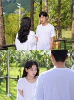  '여름방학' 진영·조이현, 젖은 셔츠로 마주한 첫 만남