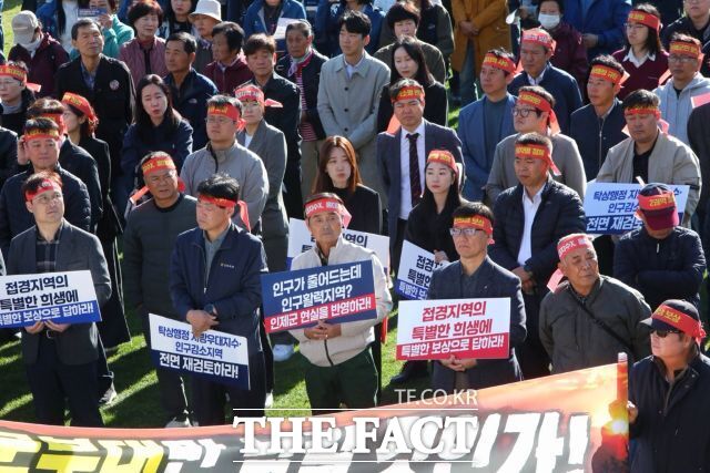 27일 오전 인제잔디구장에서 열린 인제군 범군민 규탄대회. /인제군 비상대책위원회