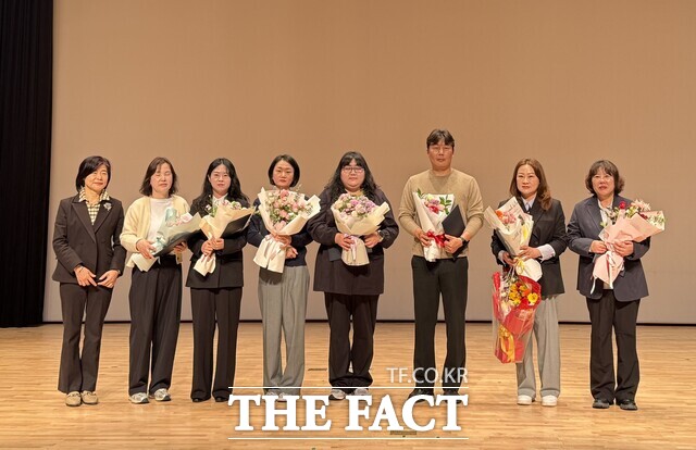 전남광주시는 24일 무안 남악복합주민센터에서 '제39회 아동복지시설 종합예술제'를 열어 아동복지시설 아동이 다양한 예술활동을 통해 재능을 펼치고 서로 교류하는 자리를 마련했다. /전남광주시
