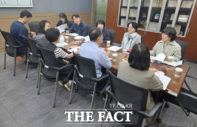 광산구가 평택시 송탄보건소를 답사하고 있다. /광산구