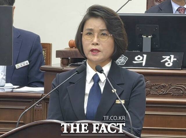 임흔구 의원이 공주시의회 제269회 제1차 정례회 제5차 본회의에서 5분 자유발언을 하고 있다. /김형중 기자