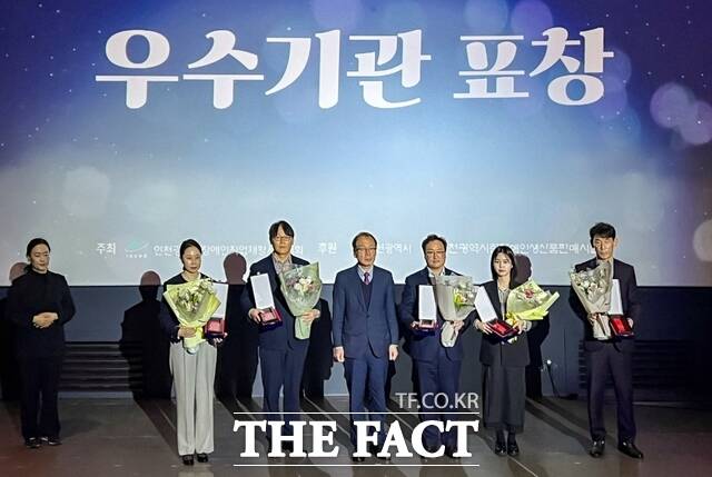 인천교통공사가 5회 연속 중증장애인생산품 우선구매 우수기관에 선정됐다. /인천교통공사