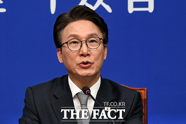 김민석 더불어민주당 대표가 포괄적·점진적 환태평양경제동반자협정(CPTPP) 가입 논의의 필요성을 인정하면서도 농어민들의 의견을 충분히 수렴하고 신중하게 추진해야 한다고 밝혔다. 사진은 김 대표. /서예원 기자