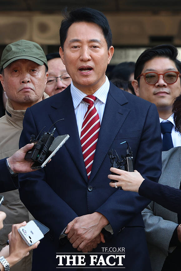 오세훈 서울시장이 더불어민주당의 조희대 대법원장에 대한 국정조사 추진을 두고