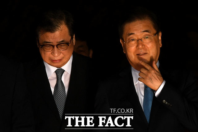 공소청이 '탈북어민 강제북송' 사건 정의용 전 청와대 국가안보실장, 서훈 전 국가정보원장 등의 2심 판결에 상고하지 않기로 했다. /더팩트 DB