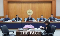  정보위, 국정원 비공개 국정감사 [TF사진관]