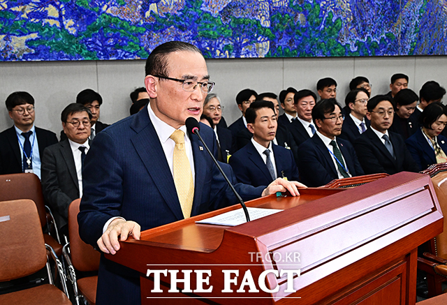 위성락 국가안보실장이 29일 오후 서울 여의도 국회 운영위원회에서 열린 대통령비서실·국가안보실·대통령경호처에 대한 국정감사에 출석해 인사말을 하고 있다. /배정한 기자