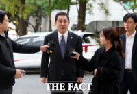  '13개 의혹' 김병기 6개월만 경찰 출석…
