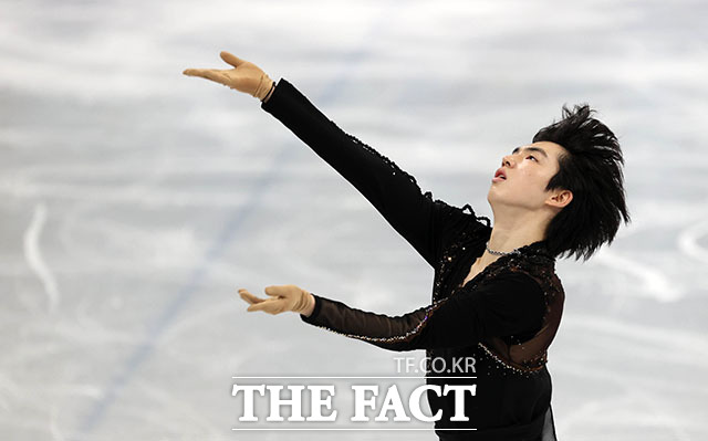 연기 펼치는 차준환. /베이징=뉴시스