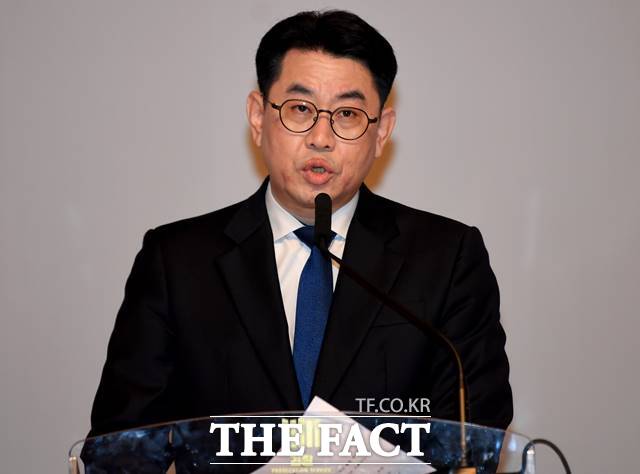 쌍방울 대북송금 의혹 수사를 지휘했던 홍승욱 전 수원지검장이 