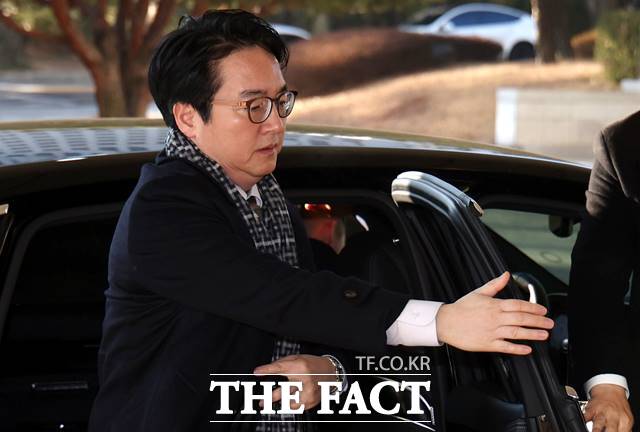 심우정 검찰총장이 24일 오전 서울 서초구 대검찰청으로 출근하고 있다. 2025.01.24. /뉴시스