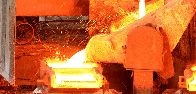 산업통상자원부는 산업단지 내 폐열·폐가스·폐액 등을 재활용하는 기업 간 연계 프로젝트에 올해 41억5000억만원을 지원한다고 10일 밝혔다. 사진은 지난 1월 7일 울산에 있는 LS MnM의 동제련소. / 뉴시스