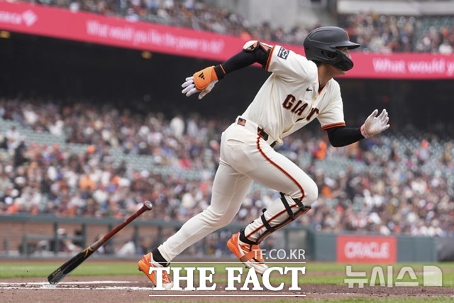 이정후는 이번 시즌 왼손 투수에게 타율 .351로 강한 면모를 보이고 있다. 다만 최근 6경기 연속으로 1안타에 그치고 있다. /뉴시스