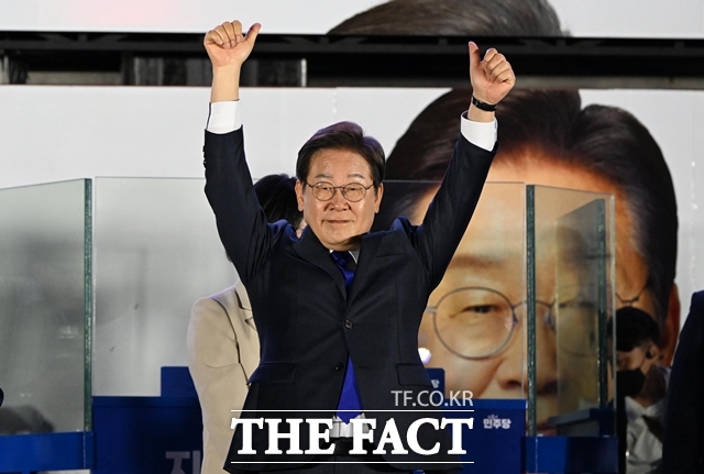 이재명 대한민국 제21대 대통령 당선인은 인수위 기간 없이 임기를 시작한다. 당장 트럼프발 통상 전쟁과 경기 위축 등 대내외적으로 숙제가 쌓인 가운데 당분간은 윤석열 정부 각료들과 불편한 동거를 피할 수 없다. /뉴시스