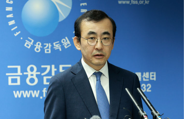 이세훈 금융감독원 수석부원장이 3일 오후 서울 영등포구 금융감독원 브리핑실에서 금융회사 운영리스크 관리강화 추진 관련 브리핑을 하고 있다. /뉴시스