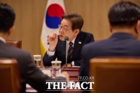  李 대통령, 민생·경제 회복 '속도전'…