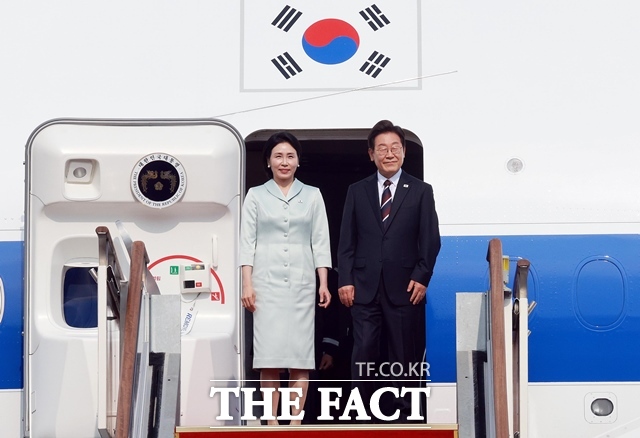 이같은 흐름은 이재명 정부 출범에 따른 기대감이 정당 지지도로 연결된 결과라는 분석이 우세하다. 실제 한국갤럽 조사에서 이재명 대통령이 앞으로 5년간 직무를 잘 수행할 것이라는 응답은 70%에 달했다. /뉴시스