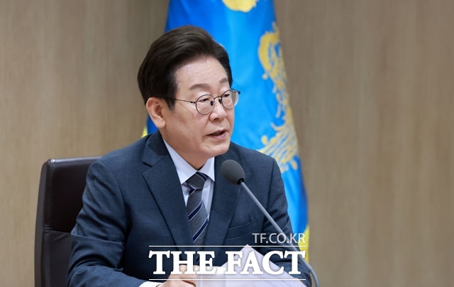 이재명 대통령이 24일 용산 대통령실에서 주재한 제27회 국무회의에서 발언하고 있다. /뉴시스