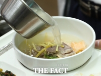  LA의 여름에도 '평양냉면'이 처음 찾아왔다 [황덕준의 크로스오버]