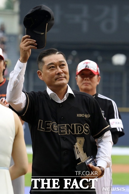 이종범은 한국야구가 배출한 최고 스타 가운데 한 명이다. 하지만 지도자로선 실패했다는 것이 지금까지 드러난 평가다. /뉴시스