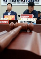  내년 최저임금 노사 격차 ‘830원’…17년만 합의 나올까?