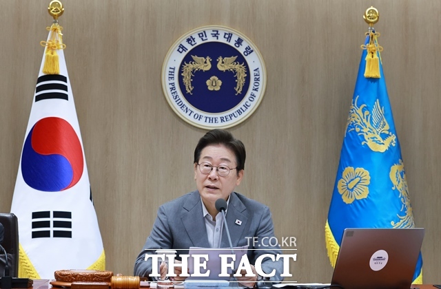 이재명 대통령이 15일 용산 대통령실에서 주재한 제31회 국무회의에서 발언하고 있다. /뉴시스