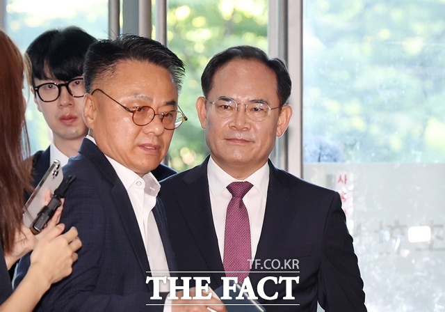 임종득 국민의힘 의원이 12일 서울 서초구 순직해병 특검 사무실에 피의자 신분으로 출석하고 있다. /뉴시스