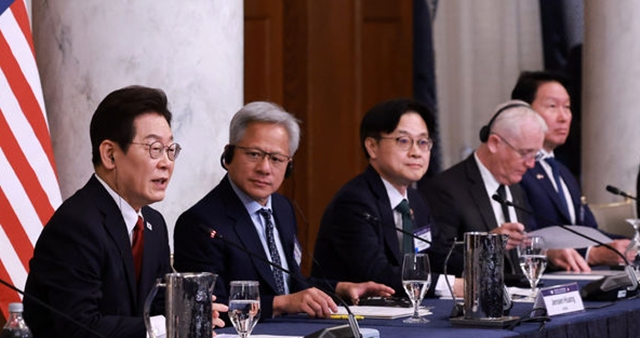 이재명 대통령이 한미 비즈니스라운드테이블에서 발언하고 있다. /뉴시스