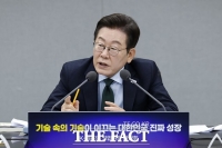  강소기업 찾은 李 대통령 