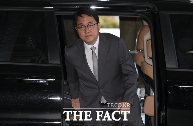 윤석열 전 대통령 구속취소 후 즉시항고하지 않고 석방을 지시해 고발당한 심우정 전 검찰총장이 21일 내란 사건을 수사하는 조은석 특별검사팀에 출석했다. /뉴시스